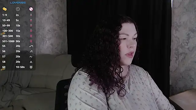 GwenSummers online show from June 4, 2026, 5:13 am