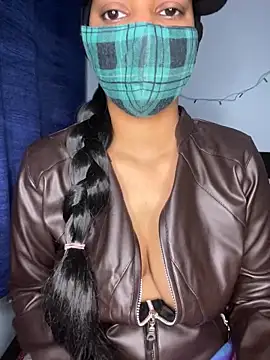 Cute Marina online show from January 6, 2026, 7:45 am