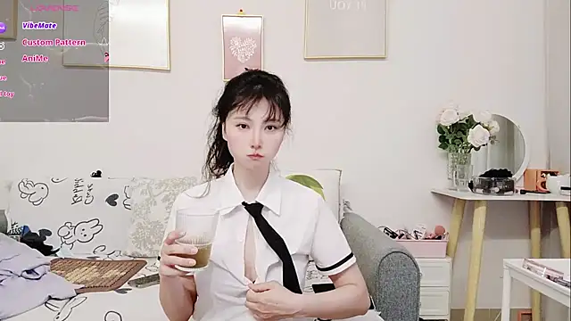 yuyan3929 online show from June 4, 2026, 1:55 am