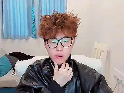 Snapshot of L1kuto chatting on October 27, 2025, 9:35 am L1kuto online show from October 27, 2025, 9:35 am