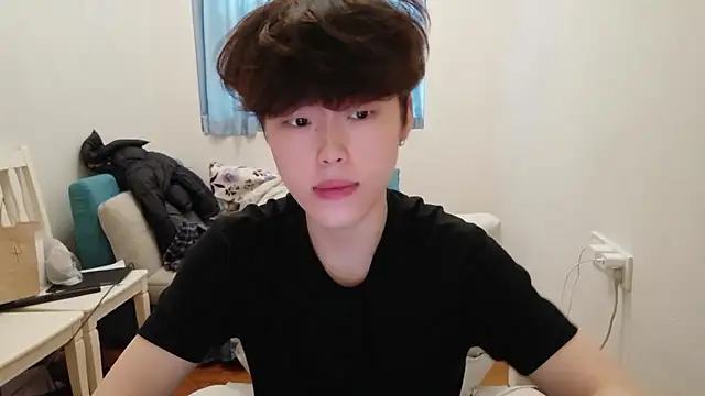 L1kuto online show from February 26, 2026, 6:34 am