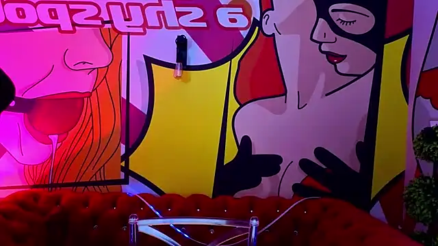 SofieMoons online show from November 25, 2025, 1:44 pm