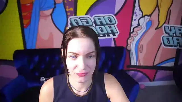 SofieMoons online show from November 30, 2025, 1:48 pm