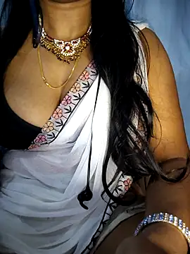 Ezabelljohn online show from May 10, 2026, 9:53 pm
