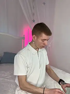 Cristian  Dior online show from February 21, 2026, 10:16 am