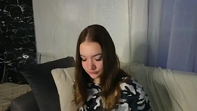 Snapshot of Biancka_ chatting on November 24, 2025, 5:29 am Biancka online show from November 24, 2025, 5:29 am