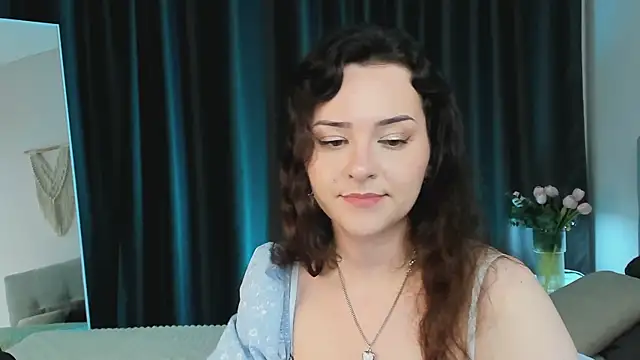 Camilla Rowen online show from June 11, 2026, 8:40 pm