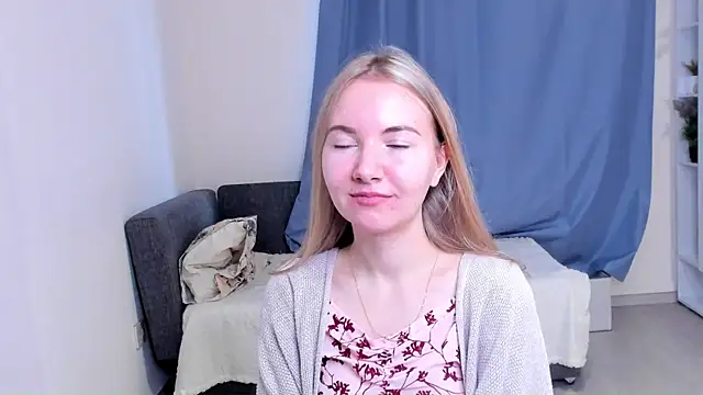 Snapshot of CathyHeximer chatting on November 5, 2025, 8:36 am CathyHeximer online show from November 5, 2025, 8:36 am