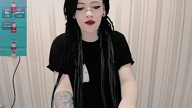 Snapshot of AlternativePolly chatting on October 23, 2025, 6:02 am AlternativePolly online show from October 23, 2025, 6:02 am