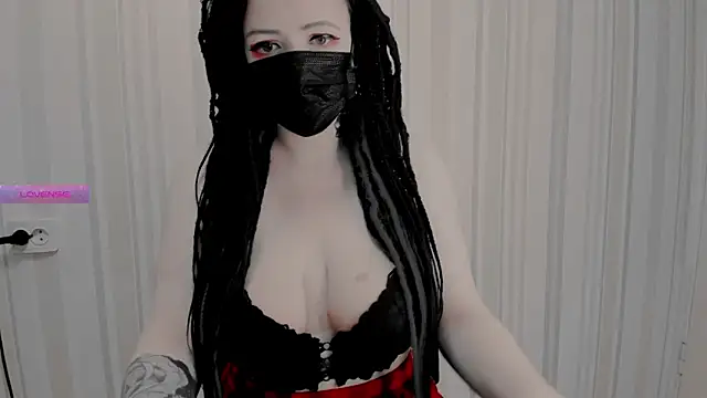 Snapshot of AlternativePolly chatting on November 15, 2025, 1:07 pm AlternativePolly online show from November 15, 2025, 1:07 pm