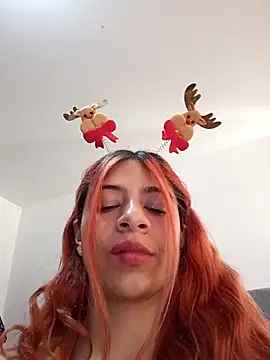 Snapshot of Lunatemptress4 chatting on December 1, 2025, 1:16 pm Lunatemptress4 online show from December 1, 2025, 1:16 pm