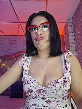 Roxanne Han online show from February 9, 2026, 11:58 am