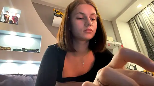 CarmaDiza online show from November 8, 2025, 4:07 pm