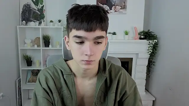 Snapshot of YamiTwink chatting on November 27, 2025, 8:44 pm YamiTwink online show from November 27, 2025, 8:44 pm