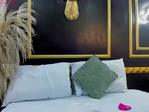 agata18  online show from February 18, 2026, 1:29 pm