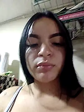 Snapshot of Nuvi_jonhs chatting on October 25, 2025, 10:04 pm Nuvi jonhs online show from October 25, 2025, 10:04 pm