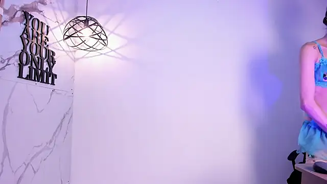 Violet-Storm- online show from November 25, 2025, 12:10 am