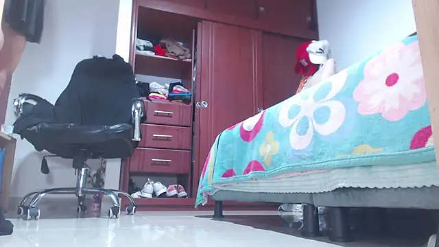 SamantaRosee online show from April 11, 2026, 1:54 am