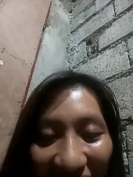 Snapshot of lyn_cute18 chatting on November 1, 2025, 8:49 am lyn cute18 online show from November 1, 2025, 8:49 am