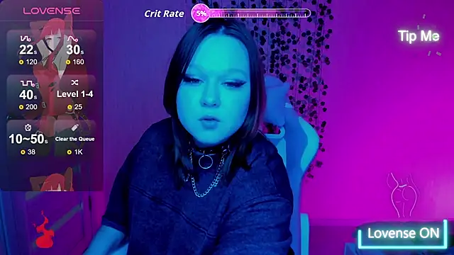 Snapshot of Lovly_Vixen chatting on October 31, 2025, 5:25 pm Lovly Vixen online show from October 31, 2025, 5:25 pm