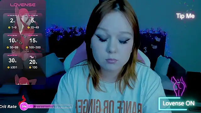 Snapshot of Lovly_Vixen chatting on November 10, 2025, 5:45 pm Lovly Vixen online show from November 10, 2025, 5:45 pm