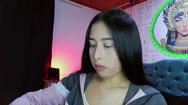 melissa  dolce online show from December 4, 2025, 9:01 pm