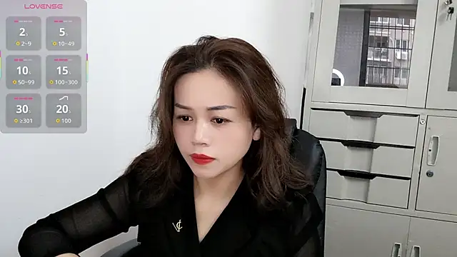 Ella-61 online show from October 30, 2025, 12:12 am