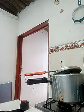 blanca24325 online show from October 28, 2025, 7:38 pm