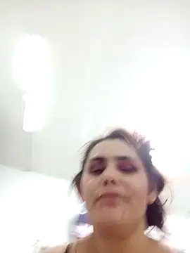 blanca24325 online show from November 1, 2025, 5:42 am