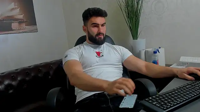 MicahLane online show from November 1, 2025, 5:42 am