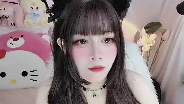 -zhuzhu-999- online show from April 17, 2026, 7:50 pm