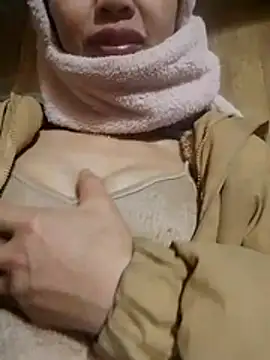 TRIEUTRIEU20 online show from February 11, 2026, 10:48 pm