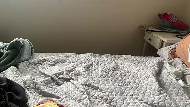 Snapshot of goonwatchin chatting on November 17, 2025, 9:31 pm goonwatchin online show from November 17, 2025, 9:31 pm