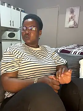 SweetCandy84 online show from January 16, 2026, 11:25 am