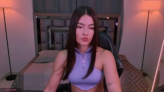 Bella Clark2 online show from May 29, 2026, 8:40 pm