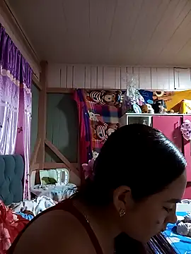 Valentinass20 online show from October 28, 2025, 12:19 pm