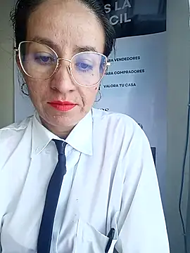 Valentina--1 online show from December 18, 2025, 12:11 pm