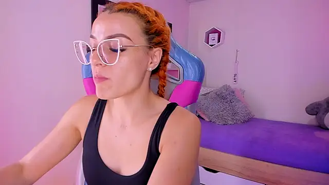 celeste blazze  online show from January 15, 2026, 4:00 pm