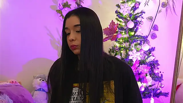 ISA NIXON online show from December 14, 2025, 10:36 pm