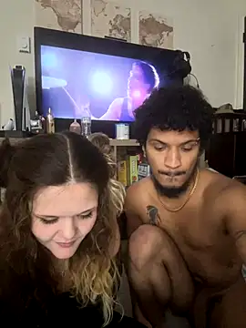 Snapshot of Starryluvvy23 chatting on November 7, 2025, 6:35 am Starryluvvy23 online show from November 7, 2025, 6:35 am