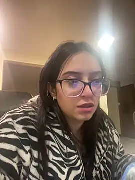 Kloe Novoa online show from March 3, 2026, 12:22 pm