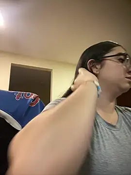 Kloe Novoa online show from March 5, 2026, 12:12 pm