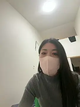 akimix xoxo online show from March 31, 2026, 5:35 pm