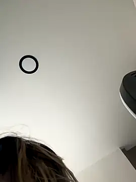 Alanna-foxx online show from October 30, 2025, 9:48 pm