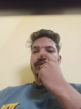 indoregigolo online show from January 11, 2026, 3:44 am