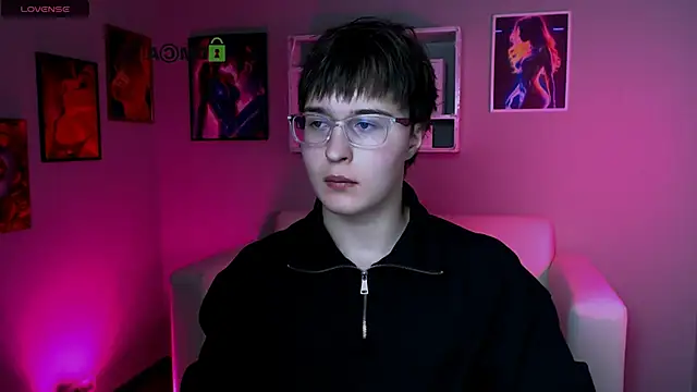 Snapshot of teo_wilson chatting on November 4, 2025, 2:27 pm teo wilson online show from November 4, 2025, 2:27 pm