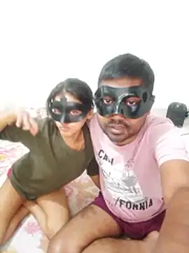 Snapshot of Fucking_Naughty_Couple chatting on January 14, 2026, 10:10 am Fucking Naughty Couple online show from January 14, 2026, 10:10 am