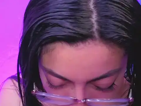 zylla storn online show from February 6, 2026, 8:18 am