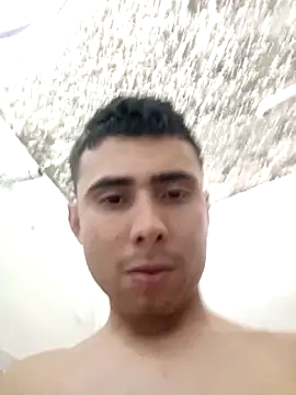 robinhd1234 online show from February 20, 2026, 9:26 pm