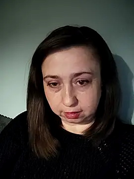 MaryKiki5619 online show from April 15, 2026, 7:58 pm